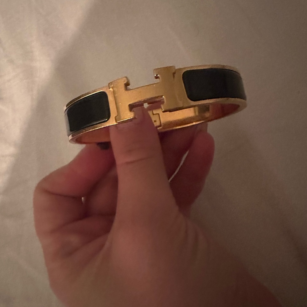 Hermes Clic H Bracelet - Picture 5 of 15